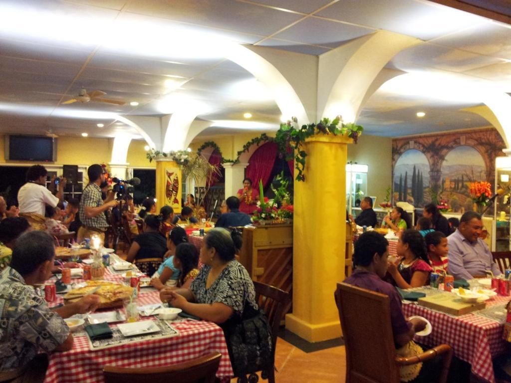 Little Italy Hotel Nuku'alofa Bagian luar foto