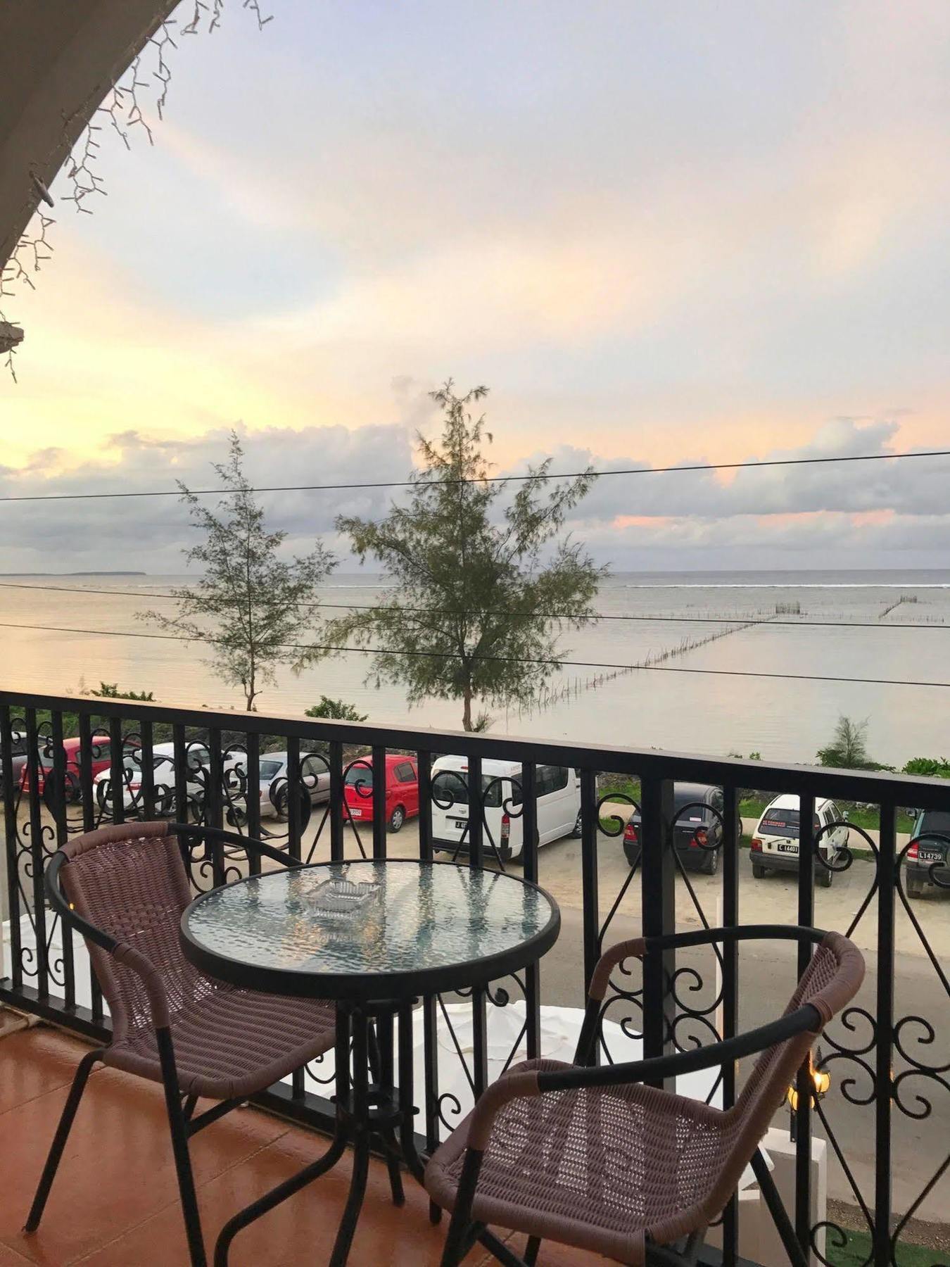 Little Italy Hotel Nuku'alofa Bagian luar foto